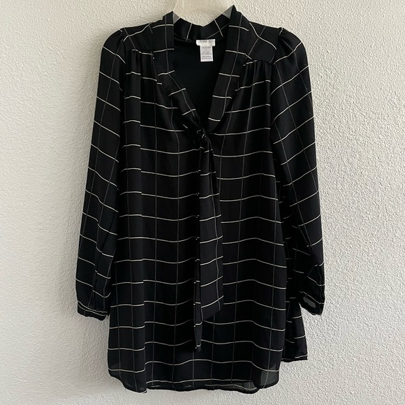 3/$30 Sienna Sky Sheer Tunic Top - Picture 1 of 9